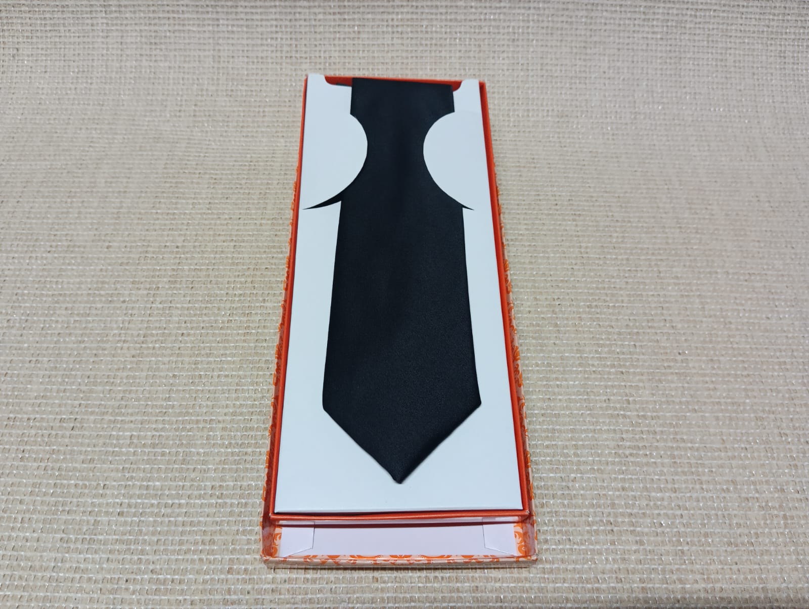 Black Color Silk Formal Glossy Tie for Men's TIE033