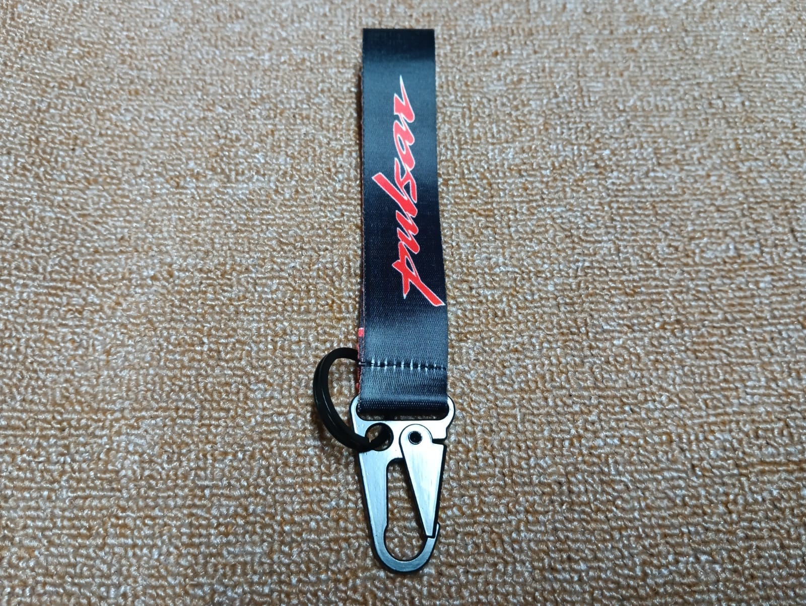 PULSAR Unique design Best quality Ribbon keyring for Car / Bike / Office KR033