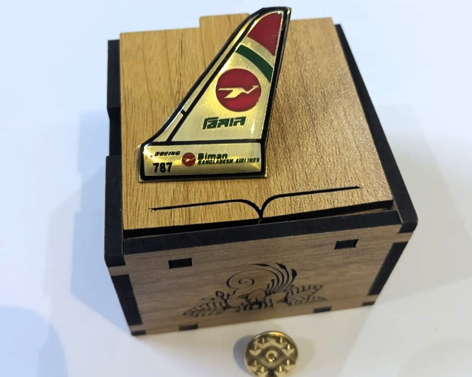 Biman Wings Coat pin in Brass and lamination with Box BW002