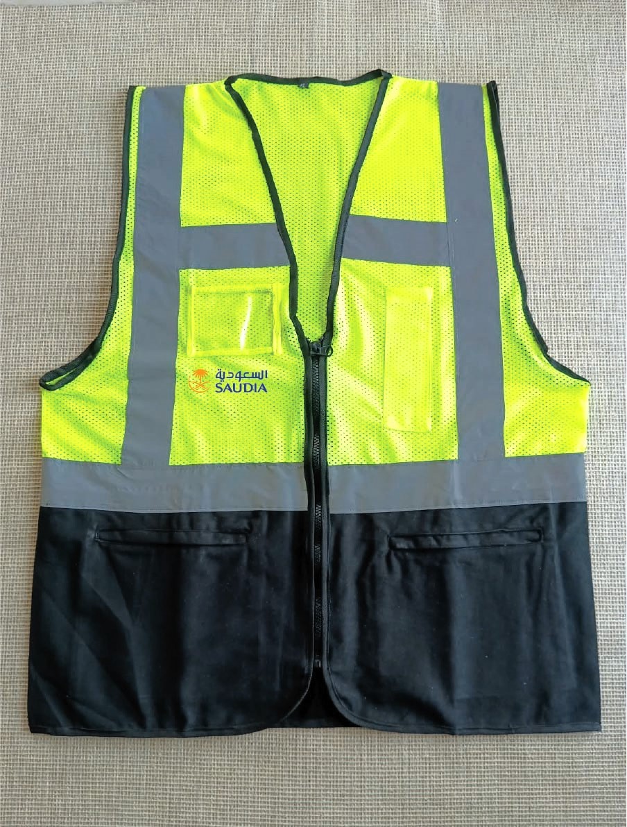 Saudi Airlines Reflects light Official Two chain pockets Apron VEST045