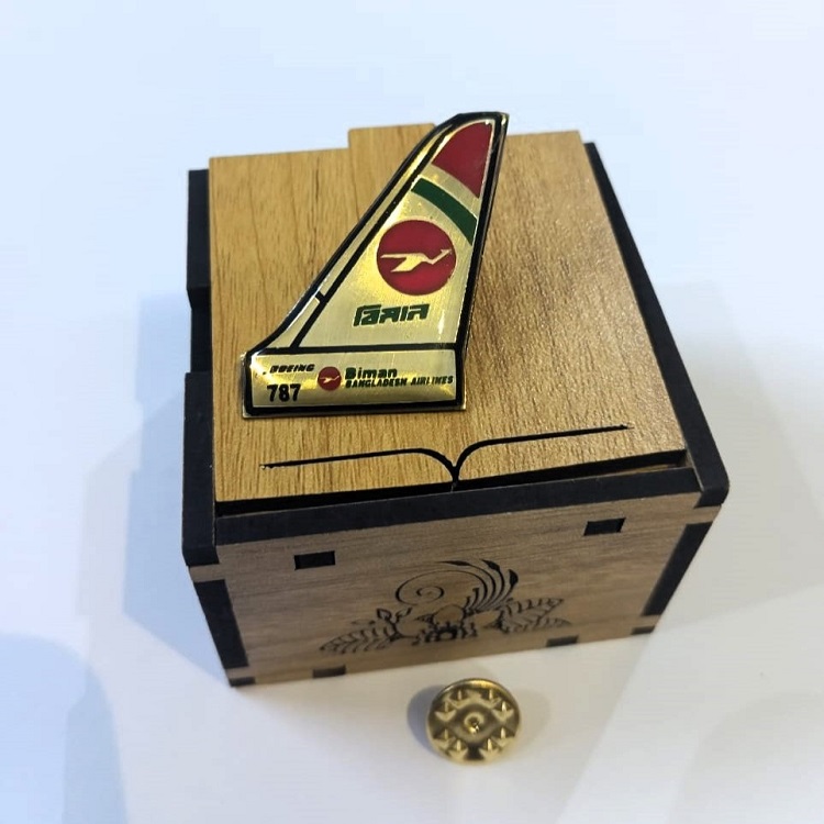 Coat pin in Brass with lamination with Box CT002