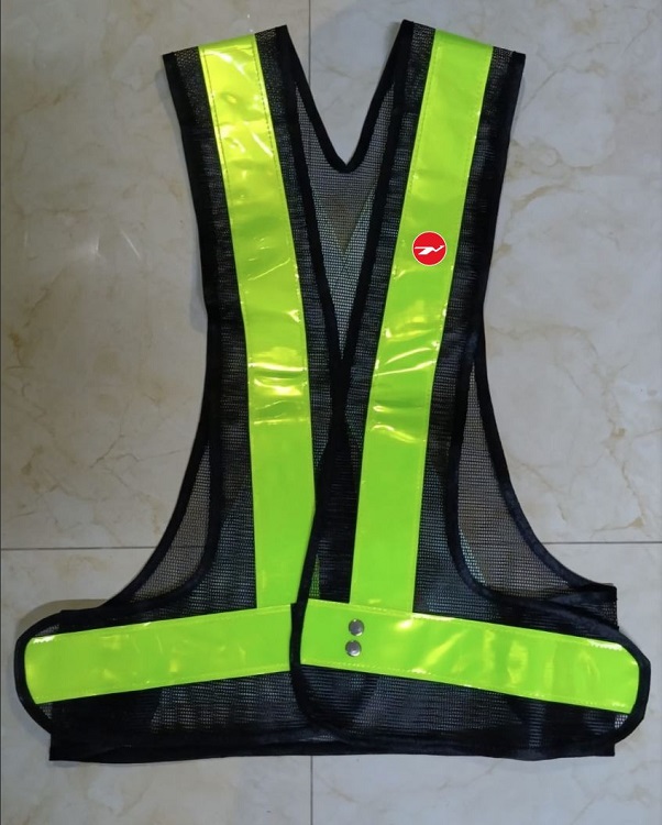 Reflects light 100% Polyester Official Cross Net Apron APR0036