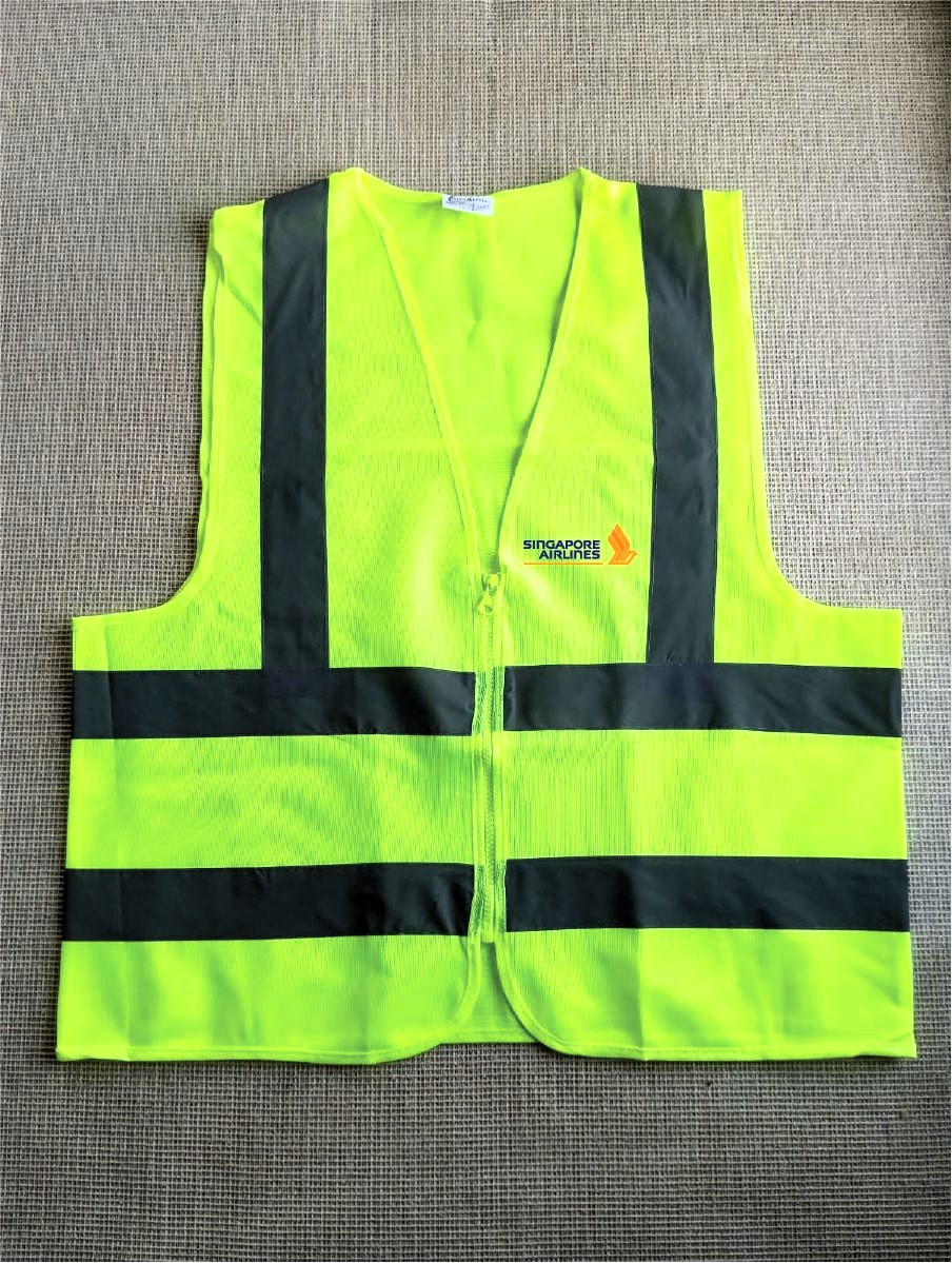 Singapore Airlines Reflects light Polyester Official Apron without pocket VEST050