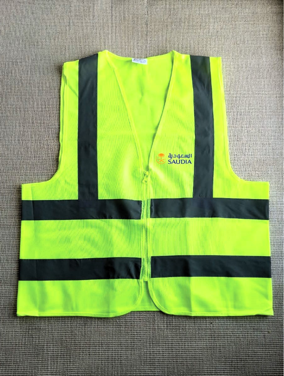 Saudi Airlines Reflects light Polyester Official Apron without pocket VEST033