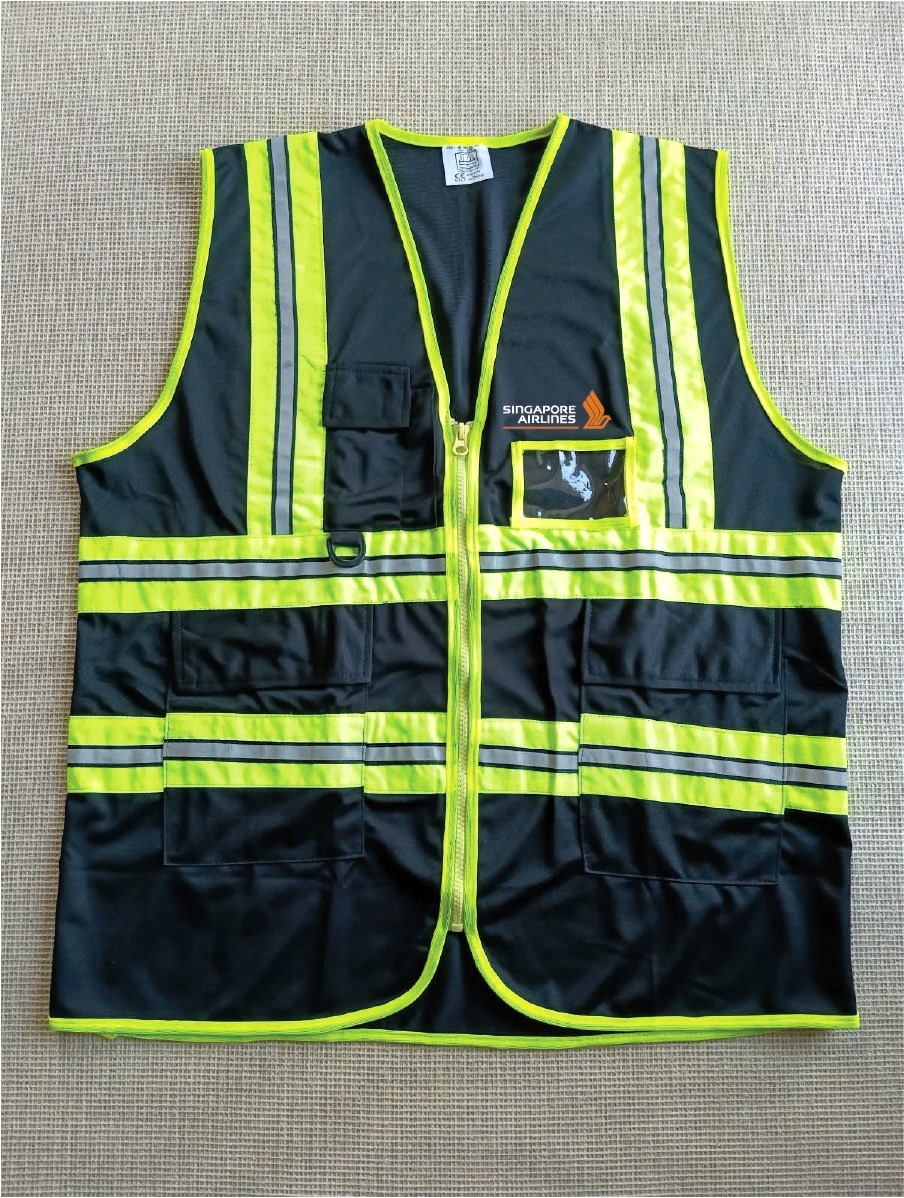 Singapore Airlines Exclusive Collection Black Official Apron Polyester Four Pockets VEST054