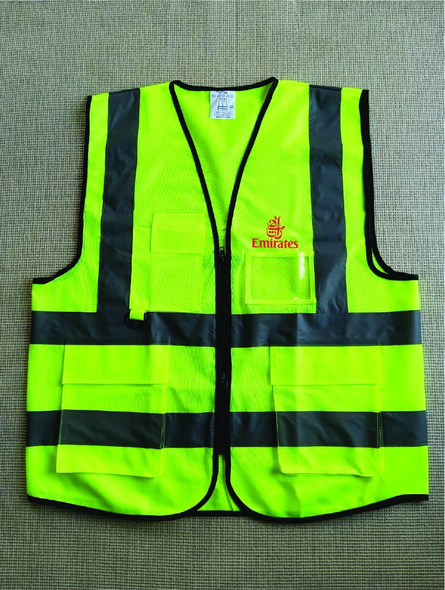 Emirates Airlines Reflects light Polyester Official Apron Four pockets VEST004