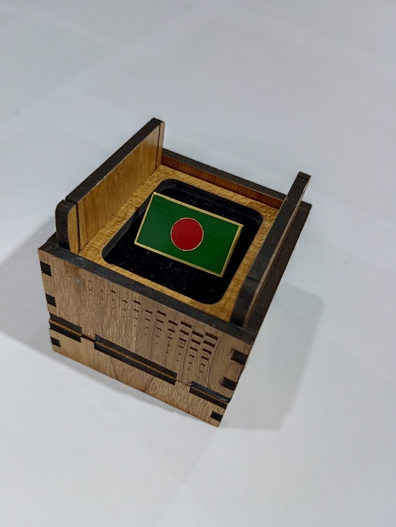 Exclusive Collection Bangladesh Flag 100% Brass (পিতল) Coat Pin CPIN002