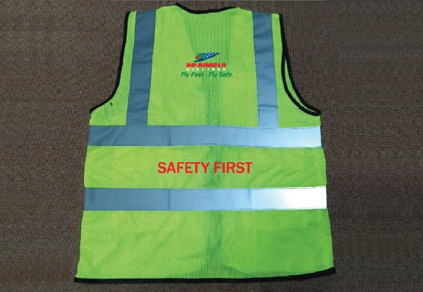 Exclusive Collection US-BANGLA Department Green Yellow Full Net Apron Four Pockets 02 Designs APR033